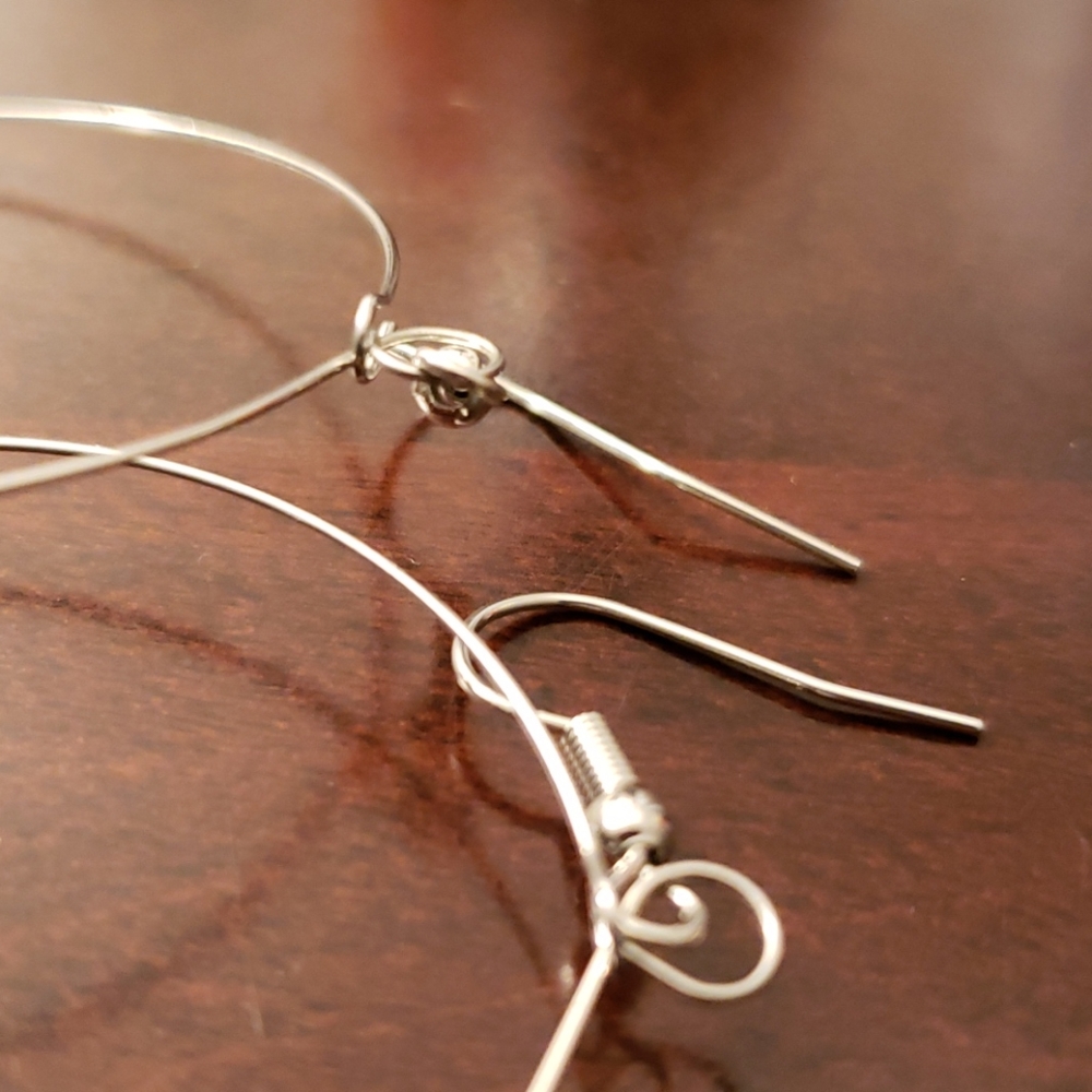 Silve and Black Earrings - Picture 4 of 4